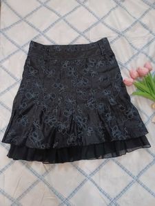 Black Pinteresty Kneelength Skirt