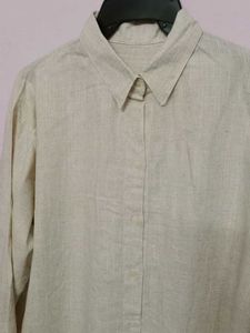 WOMEN&#39;S SHIRT