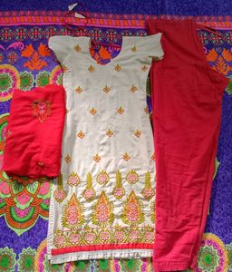 Cream With Red Combination Kurti Set👗