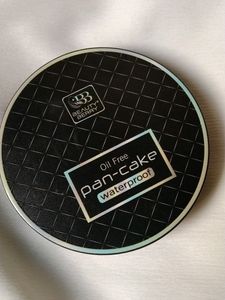 Beauty Berry Oil Free Pancake (Waterproof)