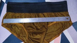 5 Women&#39;s Cotton Briefs - Size 28