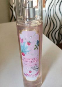 PRICE DROP💥 BBW Strawberry Snowflakes Combo
