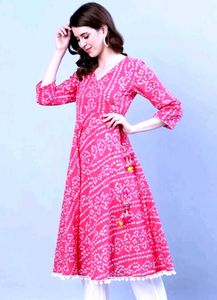 💓 Pink Anarkali Kurta with Side Dori