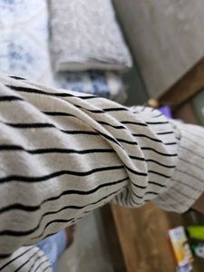 Striped crop shirt