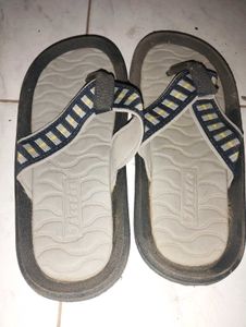 Bata Flip Flops For Children Uk3