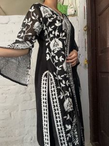 Elegant Black &amp; White Embroidered Suit