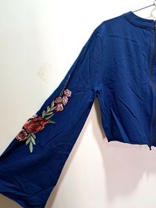 SASSFRAS Casual Bell Sleeves Embellished Blue Top