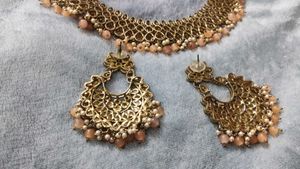 Elegant Kundan Necklace Set
