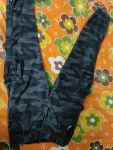Boys Full Pant 6 Pocket For 6 To 10 Years
