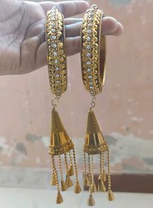 GOLDEN METAL LATKAN BANGLES