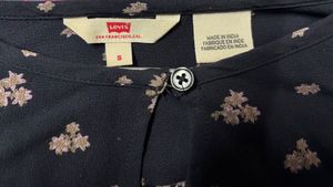 Levi’s Floral Print Top for Women