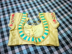 !!Alert!! 🚨 Perfect embellished Saree