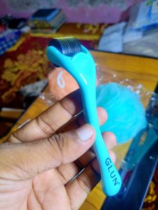 Derma Roller + 2pc Bath Loofah