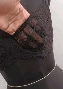 Victoria&#39; Secret Bra (Size: 32DDD)