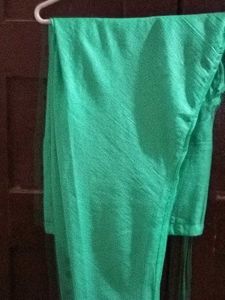 Elegant UsedRaniPinkEmbroidered KurtaSet WithChudi