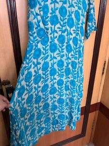 Elegant Floral Print Kurta - Blue
