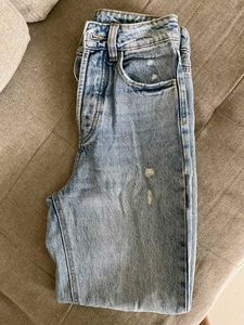 Zara Mom Fit Jeans