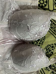 Lace Detail Bra