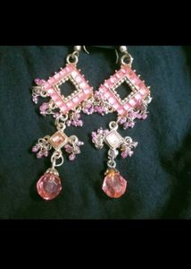 Fashionable Earrings And Stunds