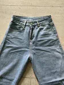 Light Wash Denim Jeans