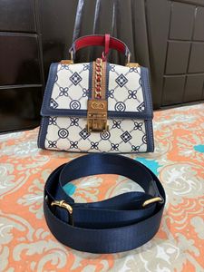Aldo Synthetic Buckle Closure Women&#39;s Sling Bag