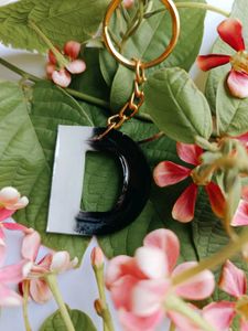 Resin Initial &#39;G&#39; Keychain