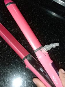 Nova 2009 Hair Straightener