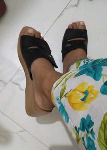 Black Flat Sandals🖤