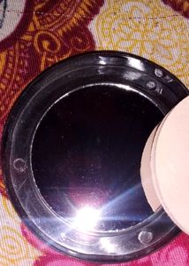 Street Compact Powder