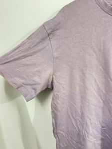 Max URBN Lavender Graphic T-Shirt – XS