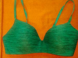 Victoria&#39;s Secret Light Pad Wireless Bra