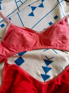 32 B