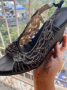 Shiny Wedge Heels