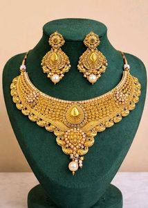 Elegant Gold-Plated Necklace Set🌟