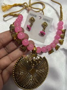 Brand new Pink Beaded Necklace &amp; Earrings Set