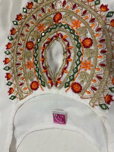 Emrodary Kurta Set