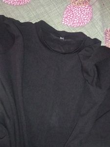 Black Fitted Top For Women