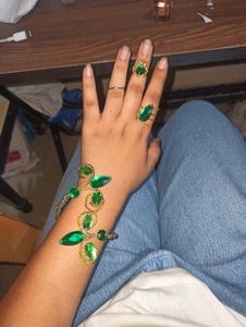 Green Jewel Set