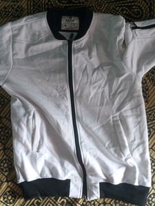 Plain White Jacket Of Pause Sport Size M
