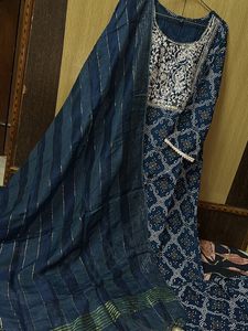 three pis set kurti