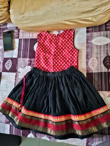 Traditional Top And Skirt Set For Girls