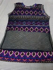 Patterned Sleeveless Tunic Top