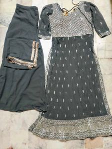 Gray Colour Beautiful Plazzo Set 🩶