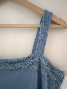 Beautiful Top With Nice Lace Detailing