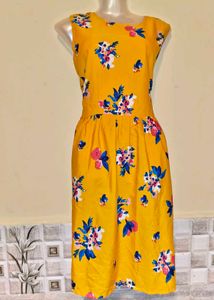 🎁Buy 2 Get 1 Free 🎁Size M/L Floral Yellow Dress