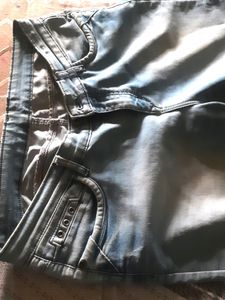 Girl Jeans GOOD LOOKING But Used Jeans Like A New
