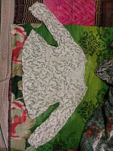 Women&#39;s Floral Peplum Top with Lace