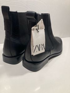 Zara Black Leather Chelsea Boots 🥾👢ORIGINAL 43si