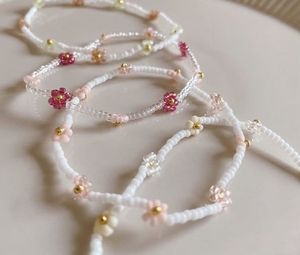 Daisy Beaded Bracelet
