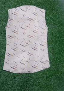 Boys Sleevless Shirt   Size:34